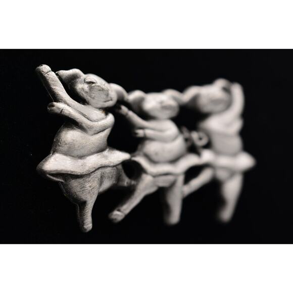 Vintage Ballet Dancing Pigs Pin Brooch Olivia Pig Ballerina Chunky NOS 80s BinA6 - Picture 2 of 12